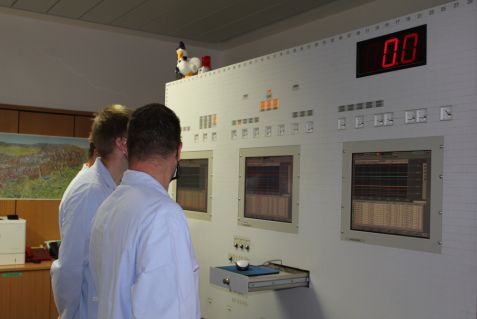 Experts Visit Reaktor Power